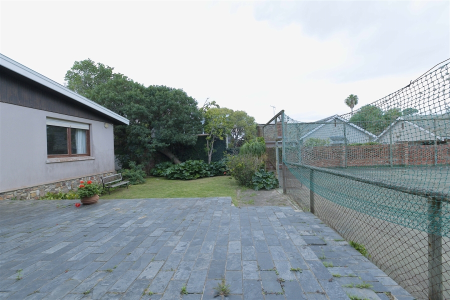 4 Bedroom Property for Sale in Walmer Eastern Cape